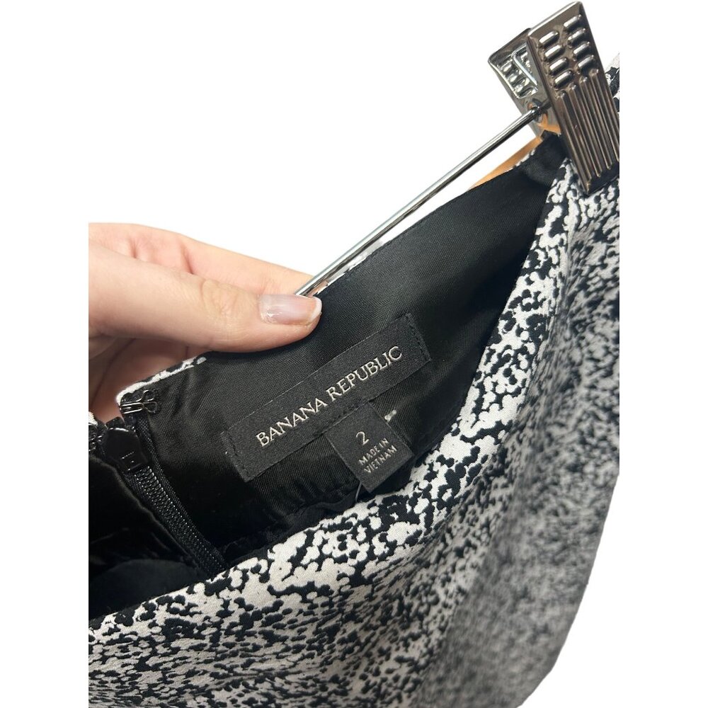 Banana Republic NWT Black & White Marble Cotton Pencil Skirt - Picture 5 of 7